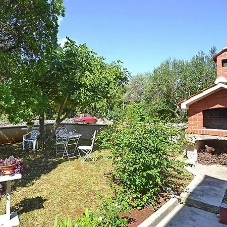 Im Haus Maginja Cdn021022 Cyd פטרצ'אנה