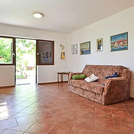 Im Haus Maginja Cdn021022 Cyd פטרצ'אנה